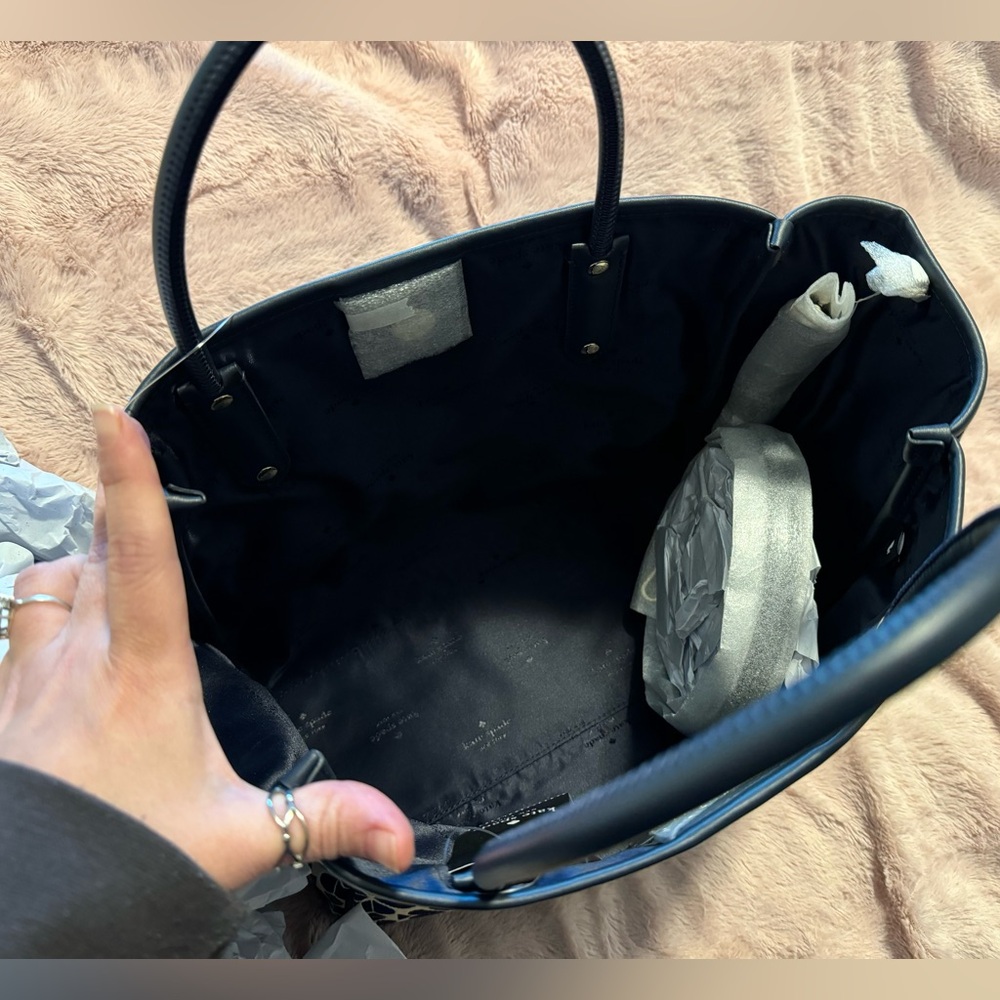 kate spade flower ja medium tote - Picture 11 of 13